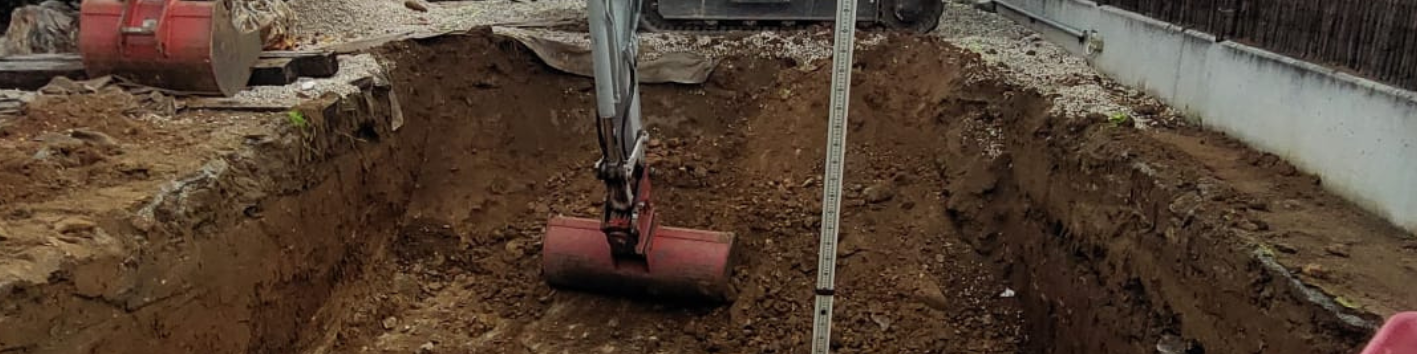 cuánto se tarda en construir una piscina de obra